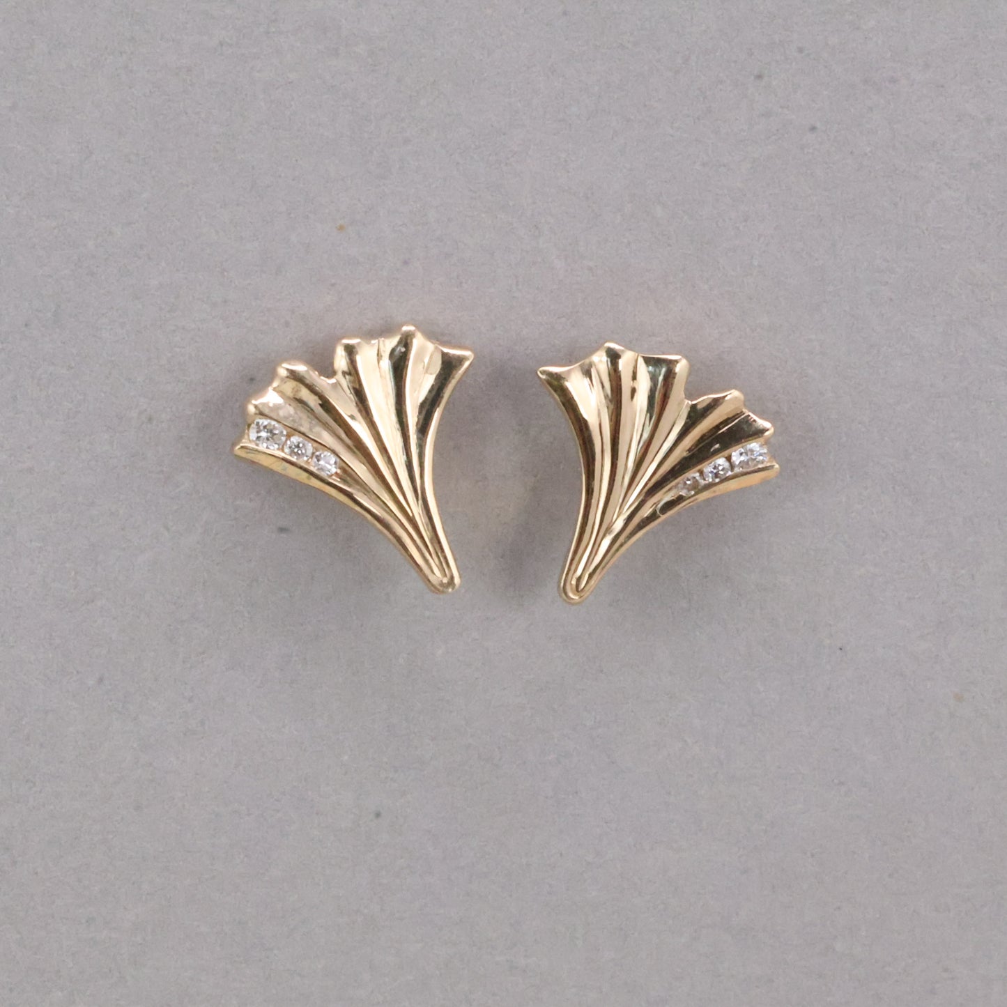 Gingko Studs