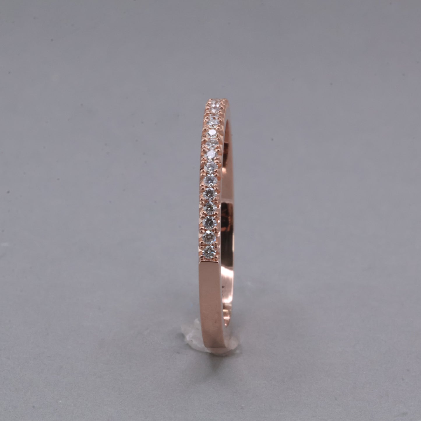 French Set Band in Rose Gold
