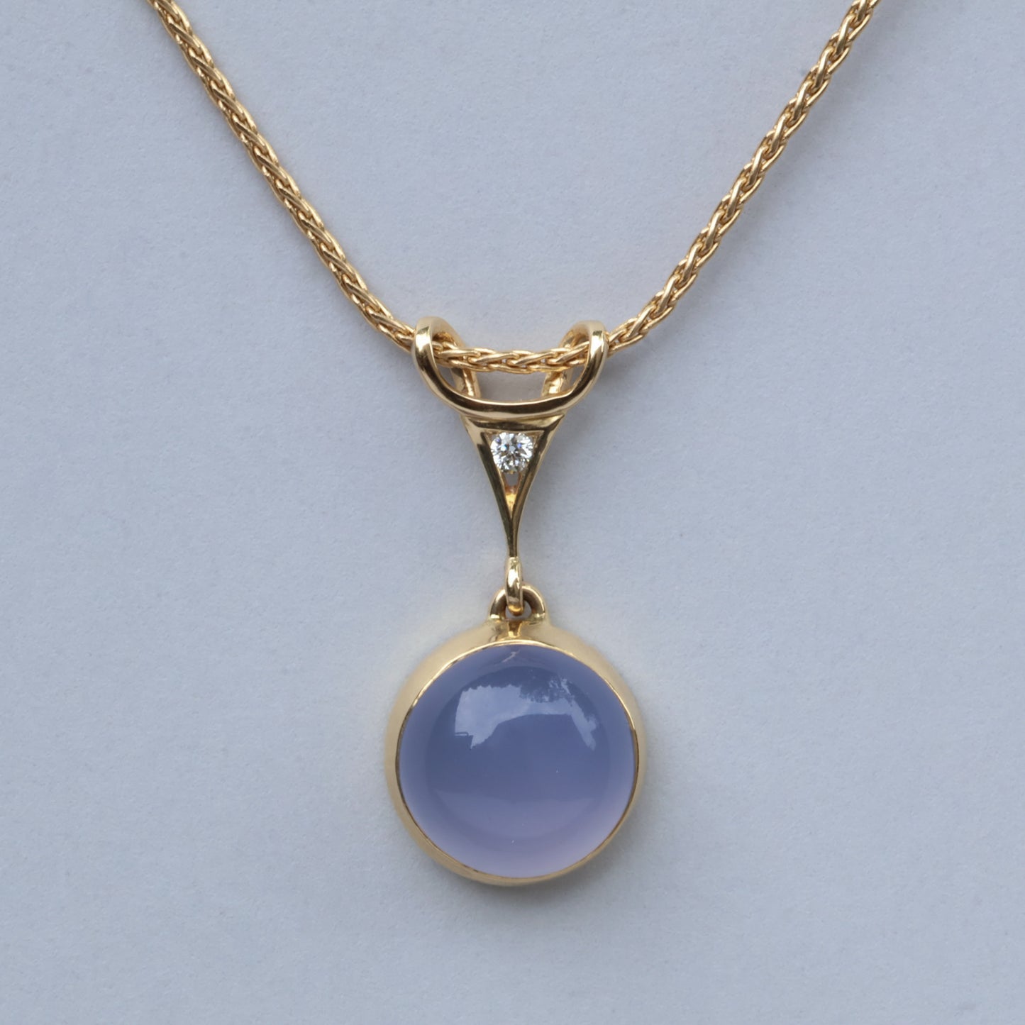 Uma - Chalcedony
