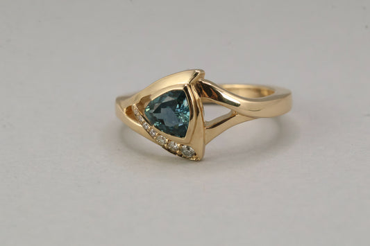 Lyra Ring