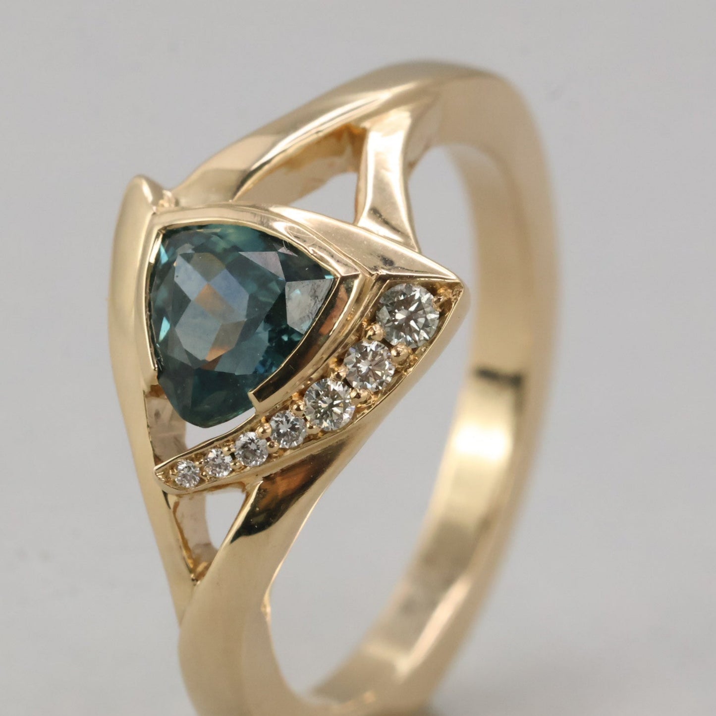 Lyra Ring